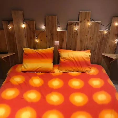 Authentique A Clermont-creans Avec Piscine Partagee شاليه لا فْلوش