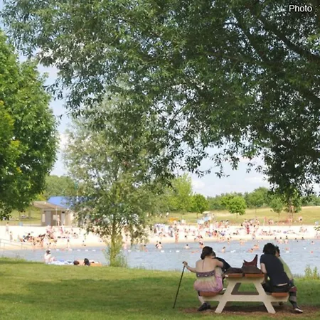 شاليه Authentique A Clermont-creans Avec Piscine Partagee لا فْلوش