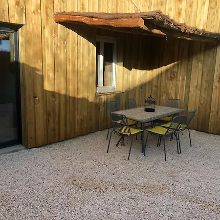 Authentique A Clermont-creans Avec Piscine Partagee * لا فْلوش